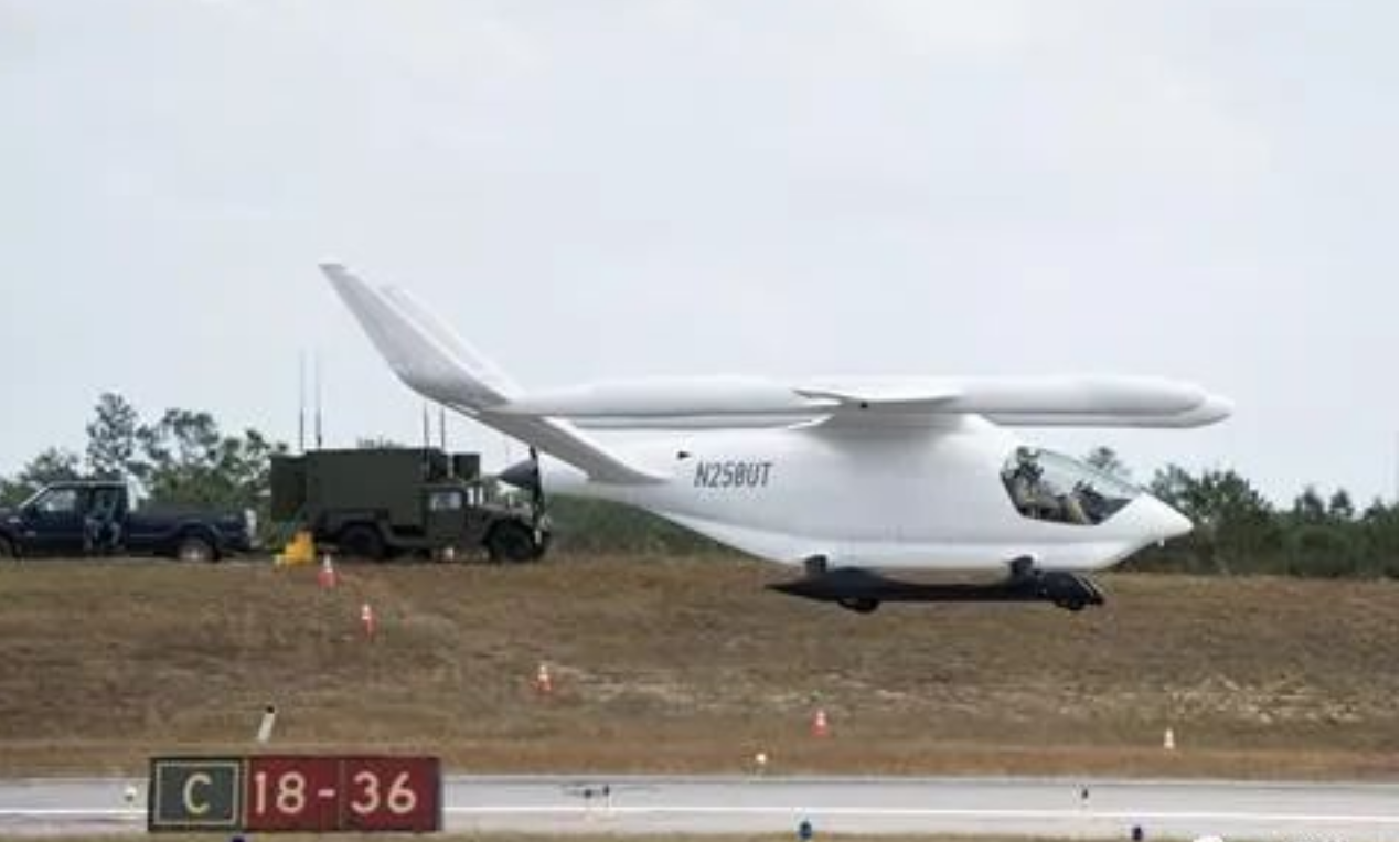 电动飞机制造商Beta向美国空军交付首架全电动飞机