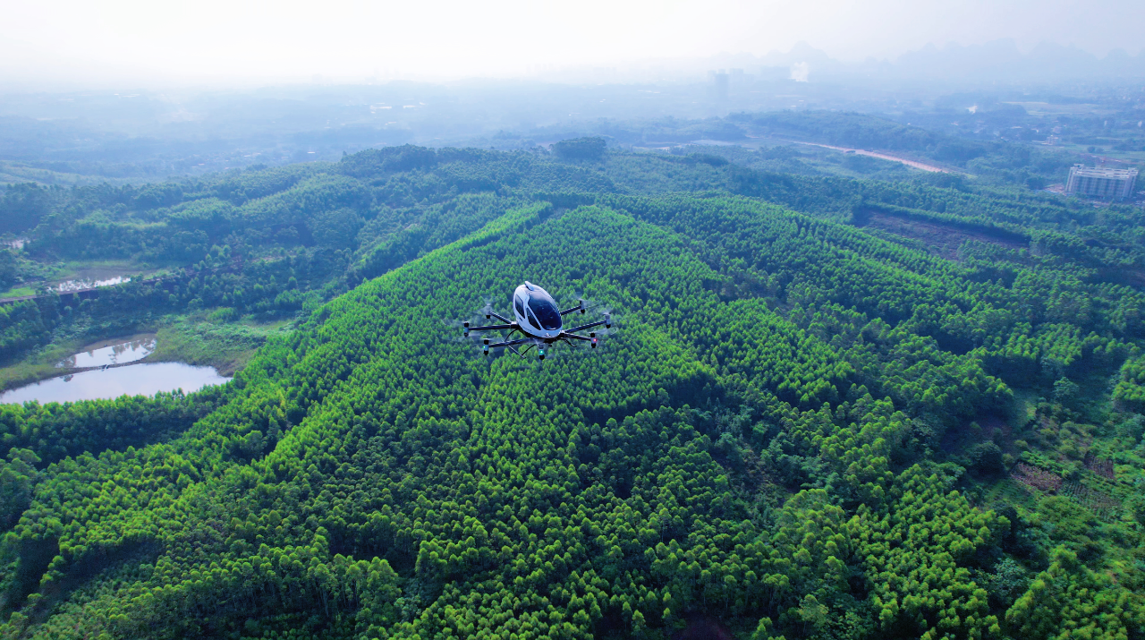 亿航智能持续推进EH216-S无人驾驶载人航空器系统运行和商业运营